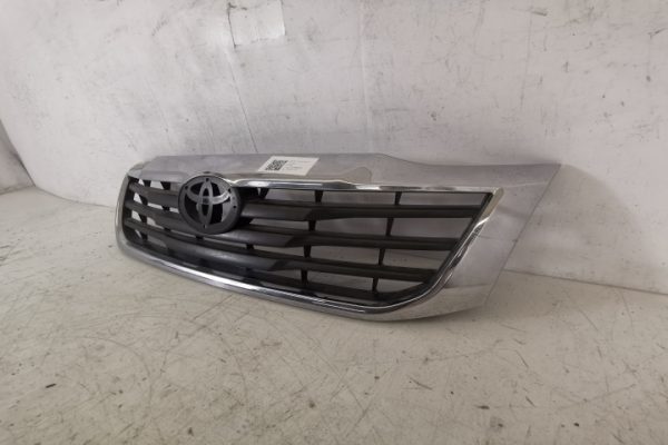 Grila Centrala Radiator Originala In Stare Buna Toyota  Hilux  7 [2th facelift] [2011 - 2015] - imagine 3