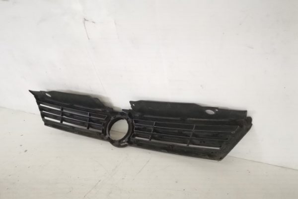 Grila Centrala Radiator Originala In Stare Buna Volkswagen VW  Jetta  6 [2010 - 2014] - imagine 6