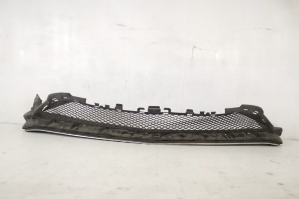 Grila Centrala Inferioara Fata Originala In Stare Buna Cu Intaritura Si Crom Mercedes-Benz  E-Class  C207 [facelift] [2013 - 2017]