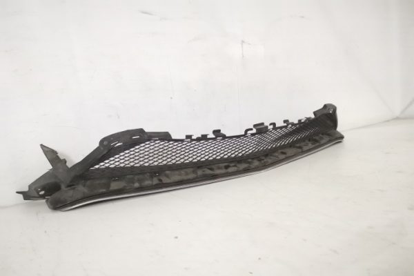 Grila Centrala Inferioara Fata Originala In Stare Buna Cu Intaritura Si Crom Mercedes-Benz  E-Class  C207 [facelift] [2013 - 2017] - imagine 2