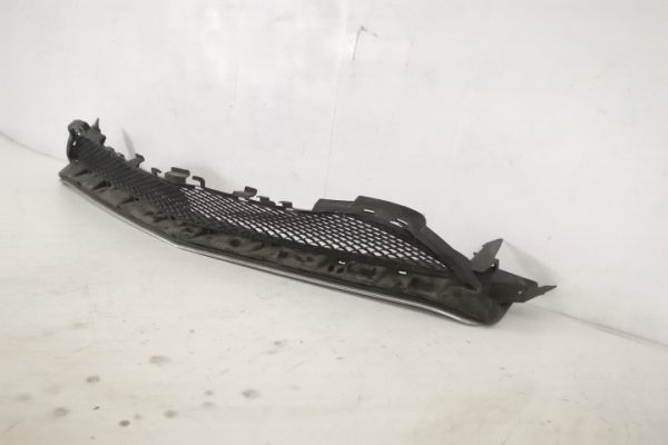 Grila Centrala Inferioara Fata Originala In Stare Buna Cu Intaritura Si Crom Mercedes-Benz  E-Class  C207 [facelift] [2013 - 2017] - imagine 3