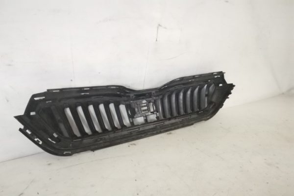 Grila Centrala Radiator Originala In Stare Buna Skoda  Scala  1 [2019 - 2019] - imagine 5