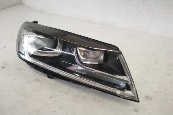 Far Dreapta Original Xenon Avariat Volkswagen VW  Touareg  generatia 2 7P [facelift] [2014 - 2018] - imagine 3