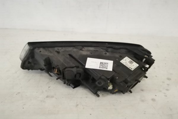 Far Dreapta Original Xenon Avariat Volkswagen VW  Touareg  generatia 2 7P [facelift] [2014 - 2018] - imagine 4