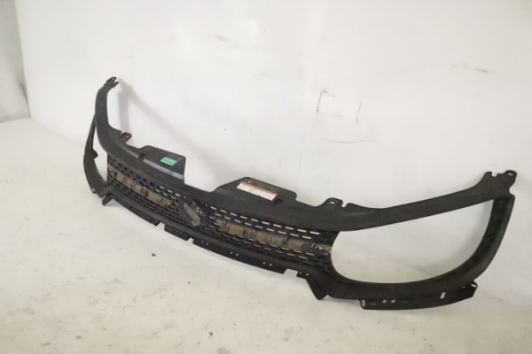 Gri;a centrala bara fata originala in stare buna Suzuki  Ignis  3 [2016 - 2020] - imagine 3