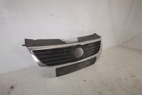 Grila centrala originala in stare buna Volkswagen VW  Passat  B6 [2005 - 2010] - imagine 2