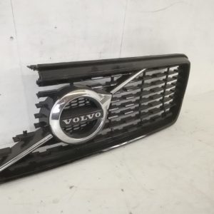 Grila Centrala Radiator Originala Avariata cu emblema Volvo  XC40  1 [2017 - 2020]