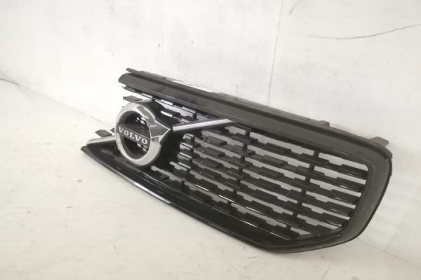 Grila Centrala Radiator Originala Avariata cu emblema Volvo  XC40  1 [2017 - 2020] - imagine 3