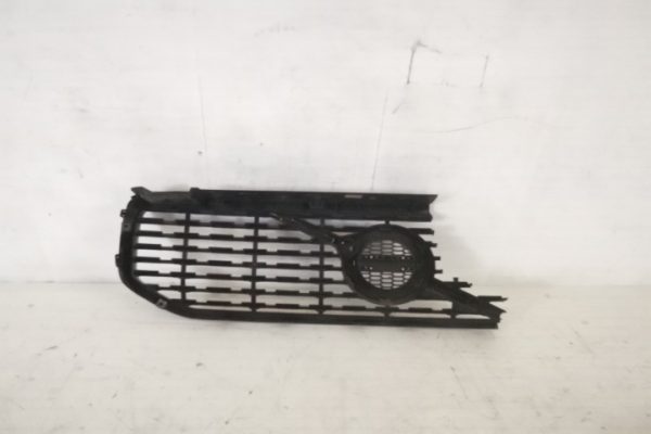 Grila Centrala Radiator Originala Avariata cu emblema Volvo  XC40  1 [2017 - 2020] - imagine 4