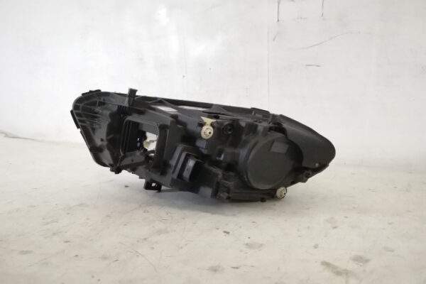 Far Dreapta Original MultiBeam LED  AVARIAT Mercedes-Benz  A-Class  W177/V177 [2018 - 2022] - imagine 6