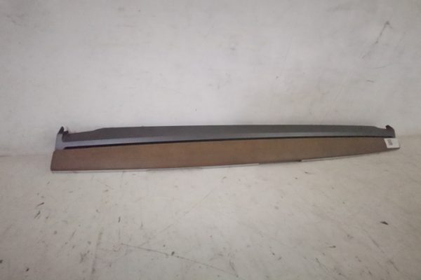 Trim Ornament Plansa Bord Original In Stare Buna Din Lemn Tesla  Model 3  1 [2017 - 2020] - imagine 2