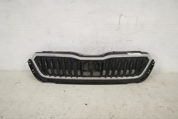 Grila Centrala Radiator Originala In Stare Buna Skoda  Scala  1 [2019 - 2019]