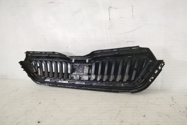 Grila Centrala Radiator Originala In Stare Buna Skoda  Scala  1 [2019 - 2019] - imagine 6