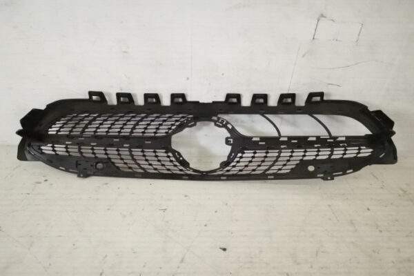 Grila Centrala Radiator Originala In Stare Buna Coupe Mercedes-Benz  CLA-Class  C117 [facelift] [2016 - 2020] - imagine 4
