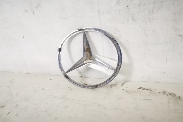 Emblema Grila Centrala Originala In Stare Buna Mercedes-Benz  GLC  1  [2015 - 2020] - imagine 6