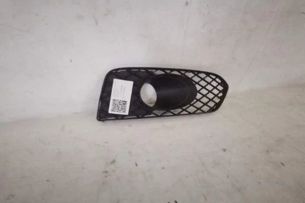 Grila Proiector Dreapta Originala In Stare Buna Crossover Bentley  Bentayga  1 [2015 - 2020] - imagine 2