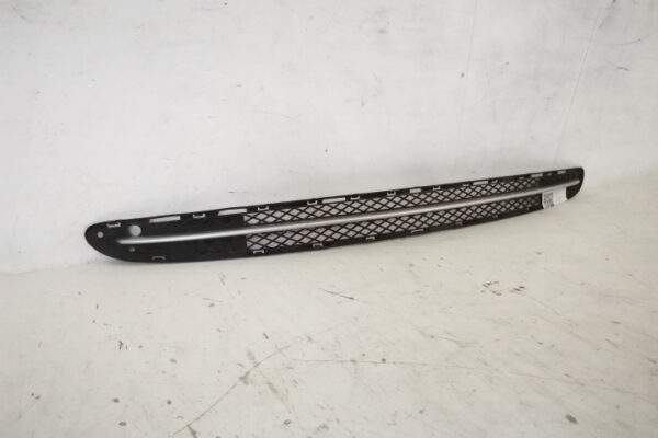 Grila Inferioara Bara Fata Original In Stare Buna  Mercedes-Benz  C-Class  W203 [2000 - 2004] - imagine 2