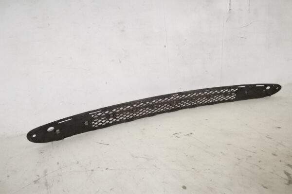 Grila Inferioara Bara Fata Original In Stare Buna  Mercedes-Benz  C-Class  W203 [2000 - 2004] - imagine 5
