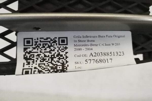 Grila Inferioara Bara Fata Original In Stare Buna  Mercedes-Benz  C-Class  W203 [2000 - 2004] - imagine 7