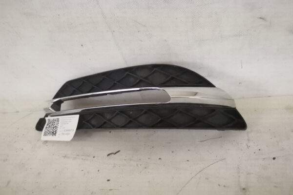 Grila Proiector Stanga Original Cu Ornament Crom Avariat Mercedes-Benz  C-Class  W204/S204/C204 [facelift] [2011 - 2015] - imagine 3