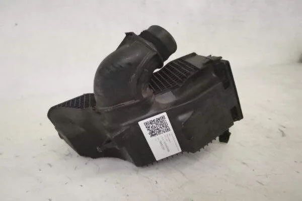 Carcasa Filtru Aer Originala In Stare Buna Dacia  Sandero  2 [2013 - 2016] - imagine 2