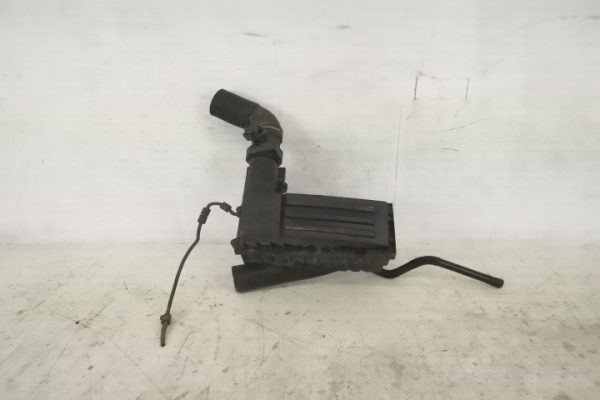 Carcasa Filtru Aer Originala In Stare Buna Volkswagen VW  Passat  B6 [2005 - 2010] - imagine 4