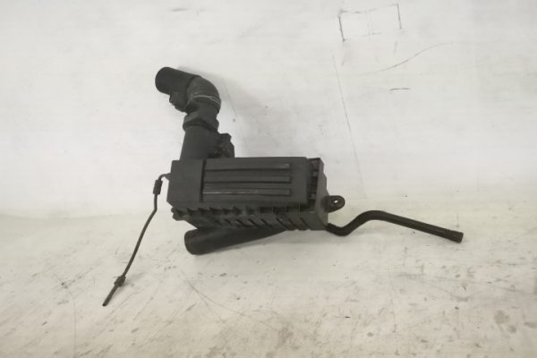 Carcasa Filtru Aer Originala In Stare Buna Volkswagen VW  Passat  B6 [2005 - 2010] - imagine 6