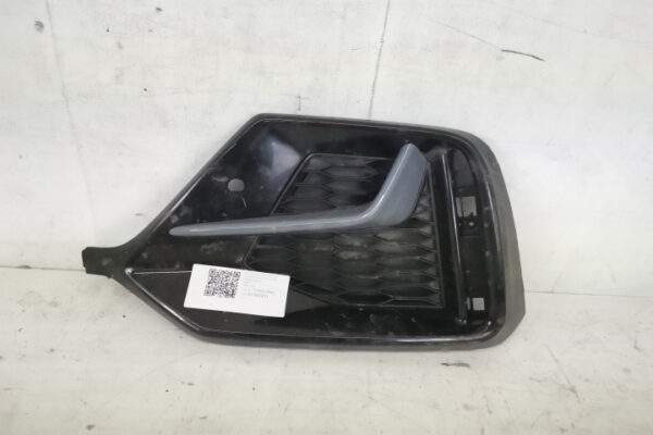 Grila Ornament Bara Spate Dreapta Original In Stare Buna Cu Senzor	 Honda  Civic  10 [facelift] [2020 - 2022]