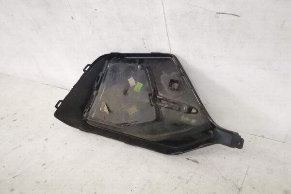 Grila Ornament Bara Spate Dreapta Original In Stare Buna Cu Senzor	 Honda  Civic  10 [facelift] [2020 - 2022] - imagine 6