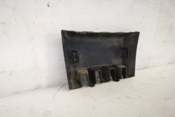 Capac Distronic Grila Centrala Original In Stare Buna Skoda  Scala  1 [2019 - 2019] - imagine 5