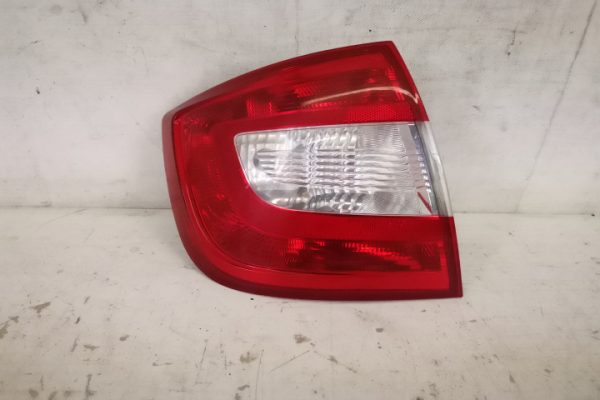 Stop Aripa Stanga Halogen Original In Stare Buna Skoda  Rapid  1 [2012 - 2017]