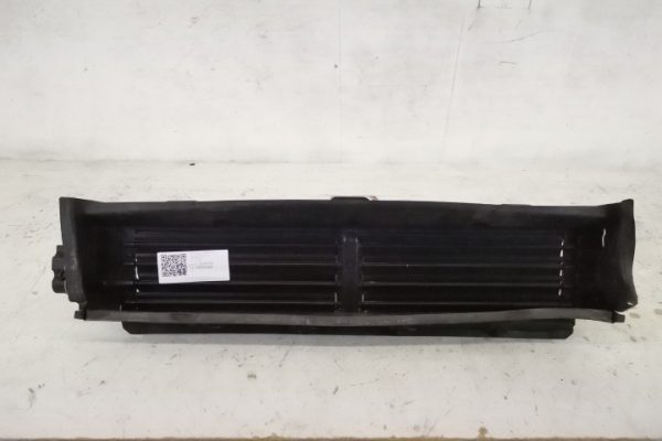 Hota Electrica Deflector Aer Original In Stare Buna Volvo  XC60  2 [2017 - 2020]