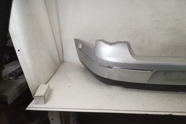 Bara Spate Originala In Stare Buna Volkswagen VW  Passat  B6 [2005 - 2010] - imagine 2