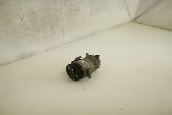 Compresor AC Clima Aer Conditionat Original In Stare Buna Renault  Kadjar  1 [2015 - 2018] - imagine 2