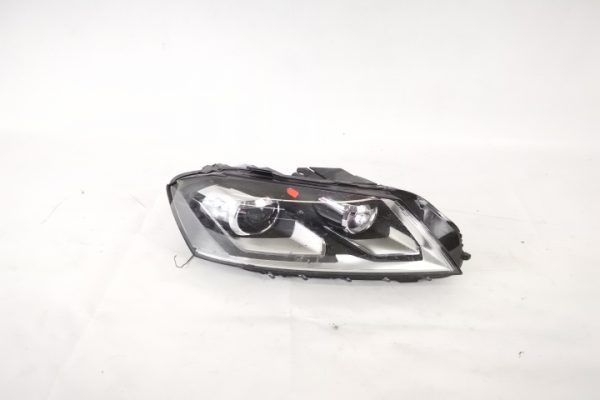 Far Dreapta Original XENON  Avariat Volkswagen VW  Passat  B7 [2010 - 2015]