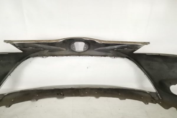 Bara Fata Originala Cu Grila Centrala Radiator In Stare Buna Toyota  Yaris  XP130 [2th facelift] [2015 - 2020] - imagine 6