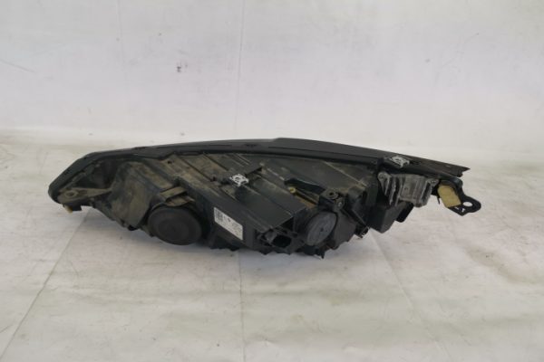 Far Dreapta Original Led In Stare Buna Volkswagen VW  Golf  8 [2020 - 2024] - imagine 4
