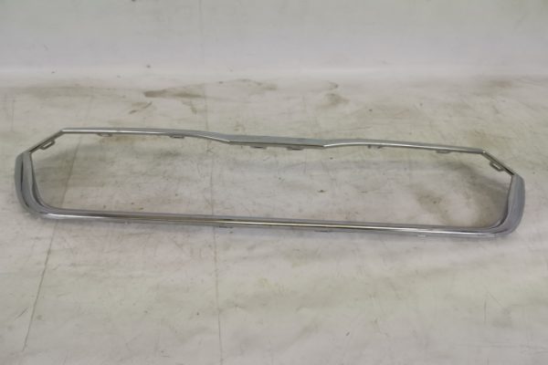 Crom Grila Centrala Original In Stare Buna Skoda  Octavia  4 [2019 - 2024]