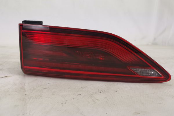 Stop Haion Dreapta Original Full Led In Stare Buna Volkswagen VW  Golf  8 [2020 - 2024]