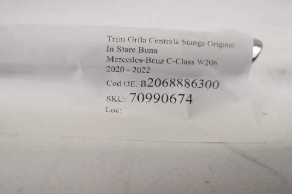 Trim Grila Centrala Stanga Original In Stare Buna Mercedes-Benz  C-Class  W206 [2020 - 2022] - imagine 7