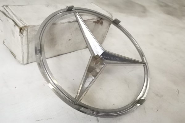 Emblema Grila Centrala Originala In Stare Buna Mercedes-Benz  GLE-Class  W166/C292 [2015 - 2020] - imagine 5