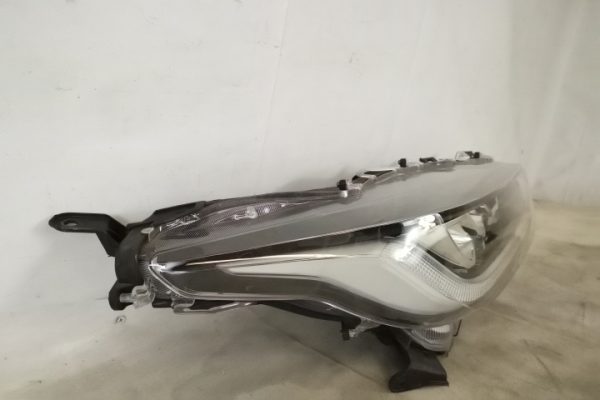 Far Dreapta Original Full Led Avariat Toyota  Yaris  XP210 [2020 - 2023] - imagine 2