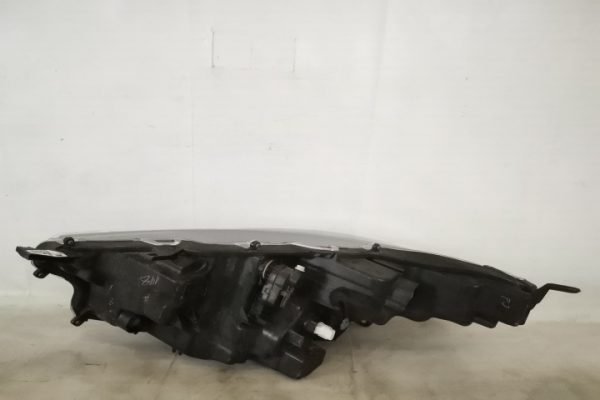 Far Dreapta Original Full Led Avariat Toyota  Yaris  XP210 [2020 - 2023] - imagine 4