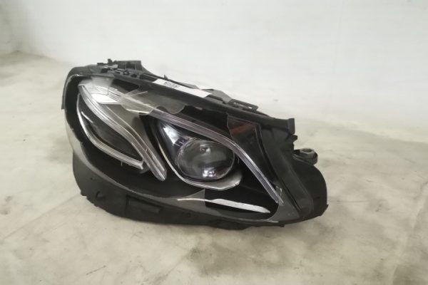 Far Dreapta Original Multibeam led Avariat Mercedes-Benz  E-Class  W213/S213/C238/A238 [2016 - 2020] - imagine 3