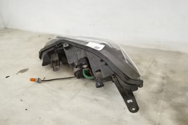 Far Dreapta Halogen NU FUNCTIONEAZA DAYLIGHT-UL Original in stare buna 2021 2022 2023 Nissan Leaf Nissan  Leaf - imagine 6