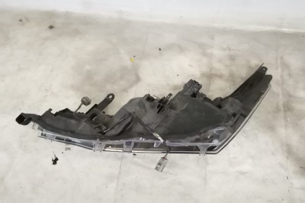 Far Dreapta Led Original In Stare Buna Toyota  Corolla  E170 [facelift] [2015 - 2020] - imagine 7