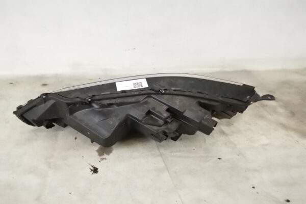 Far Dreapta Original Full Led Cu 2 Prinderi Lipsa Lexus  RX  5 [2022 - 2024] - imagine 4