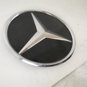 Emblema Grila Centrala Cu Distronic Originala IN Stare Buna Mercedes-Benz GLE-Class 2 [2019 - 2023] Mercedes-Benz  GLE-Class 2 [2019 - 2023]
