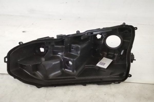 Carcasa Far Stanga Originala In Stare Buna ASIGURAM MONTAJ CROSS Toyota  Yaris  XP210 [2020 - 2023]