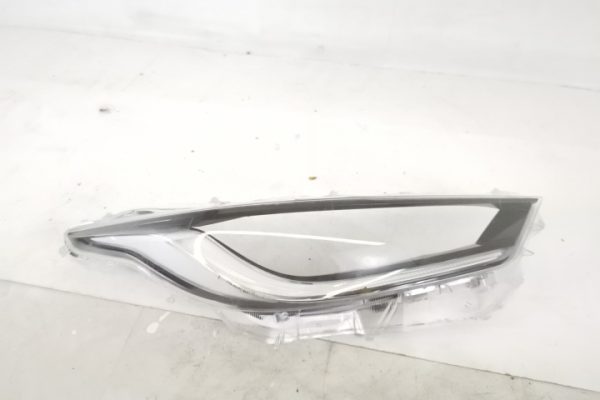 Sticla Far Dreapta Originala In Stare Buna ASIGURAM MONTAJ Toyota  Yaris  XP210 [2020 - 2023]
